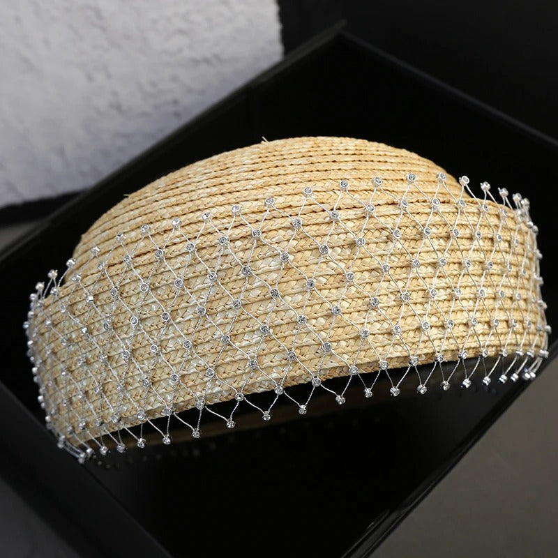 2025 Rhinestone Shiny Straw Beret Women's Natural Bucket Sun Hat Circle Concave Top Straw Hat Church Derby Party Beach Hat