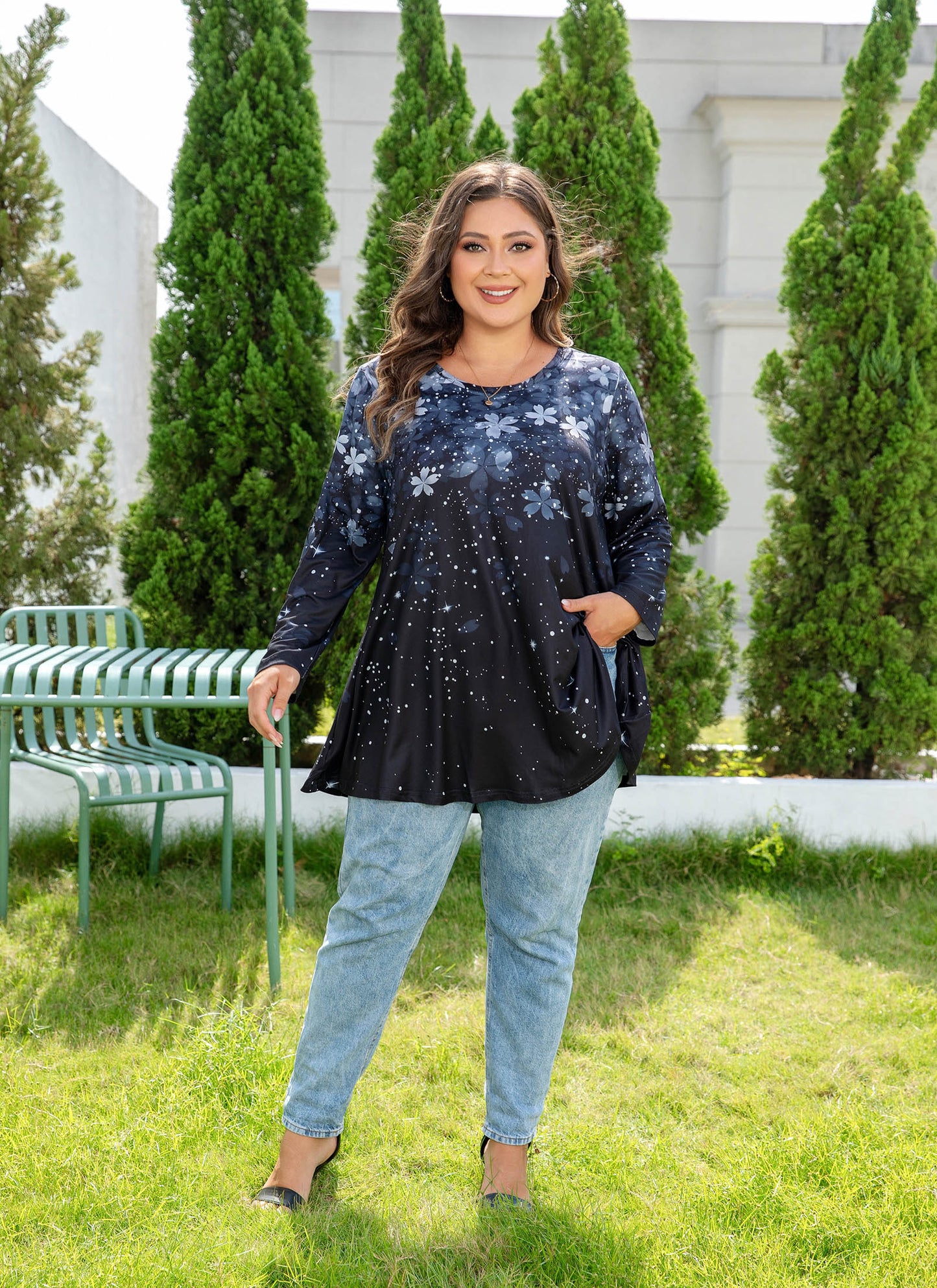 Womens Tunic 3/4 Sleeve Plus Size Tops Crew Neck Swing Flowy Loose Fit T-Shirt Blouses to Wear with Leggings Grey Black Floral Tops