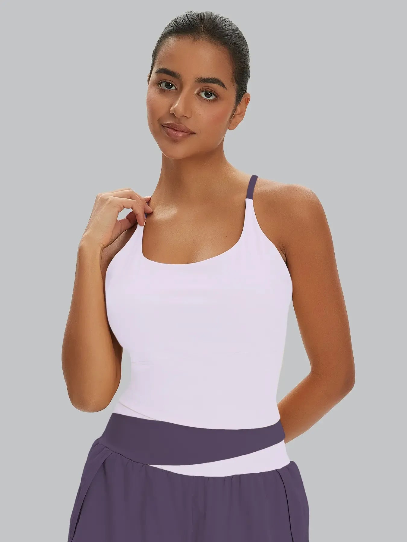 Sporty Women's Plain Criss Cross Sports Bra