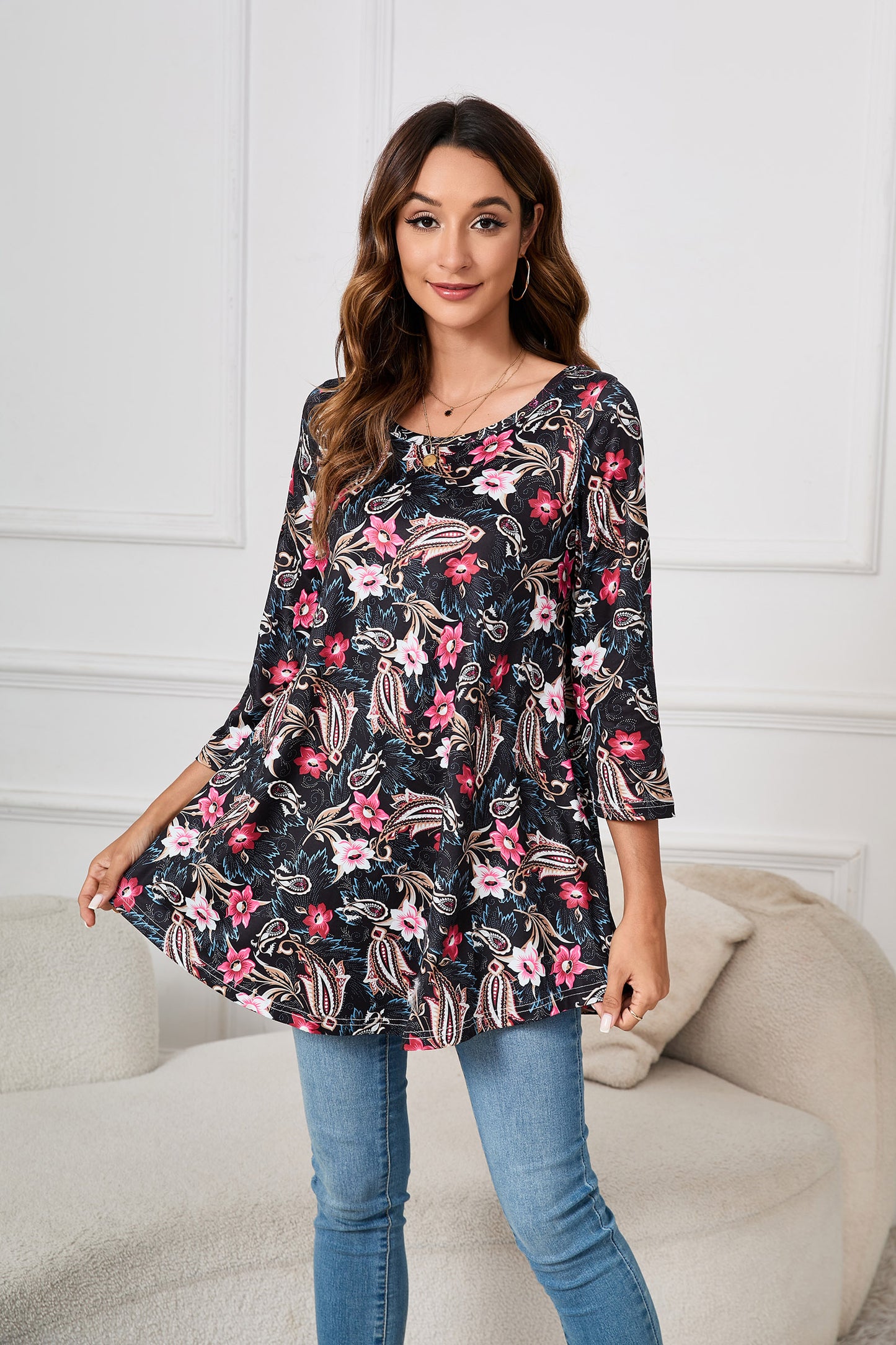 Womens Tunic Tops 3/4 Sleeve Plus Size Crew Neck Swing Flare Loose Fit T-Shirt Blouses to Wear with Leggings Tunic Tops Black Floral