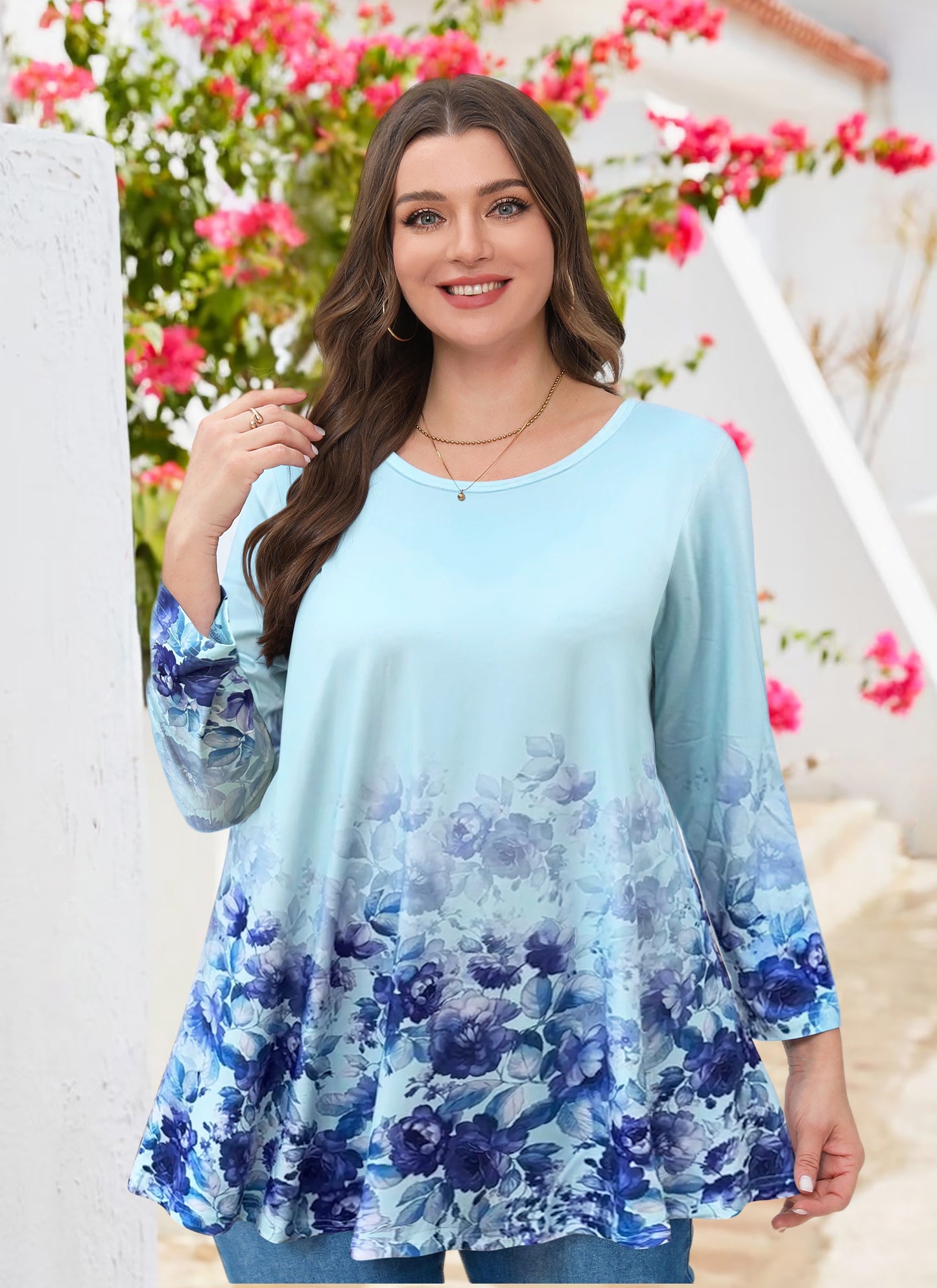 Womens Tunic Tops 3/4 Sleeve Plus Size Crew Neck Swing Flare Loose Fit T-Shirt Blouses to Wear with Leggings Blue Floral Tunics