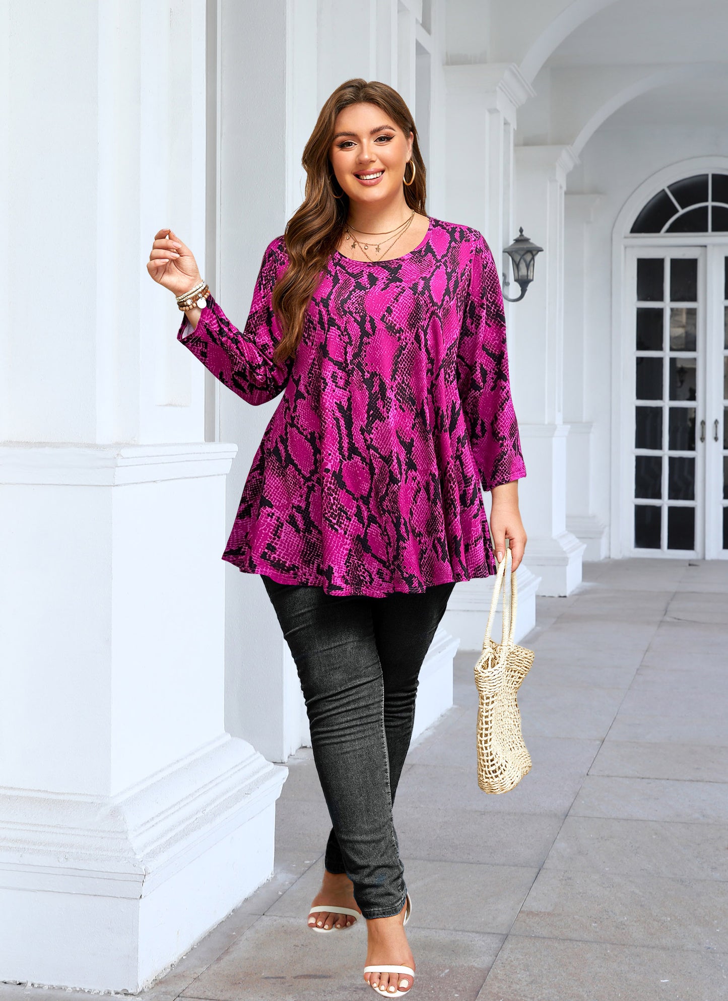 Womens Tunic 3/4 Sleeve Plus Size Tops Crew Neck Swing Flowy Loose Fit T-Shirt Blouses to Wear with Leggings