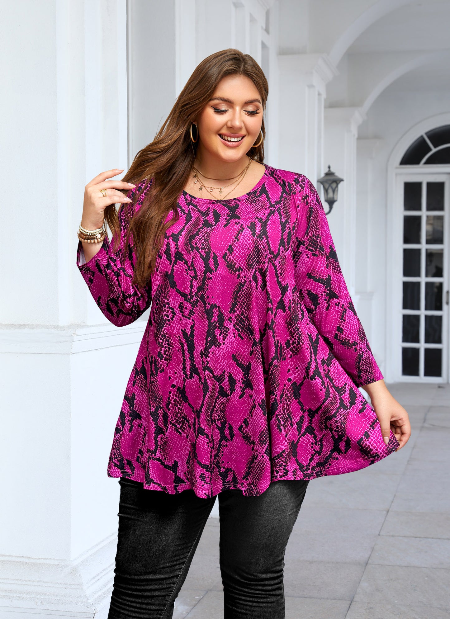 Womens Tunic 3/4 Sleeve Plus Size Tops Crew Neck Swing Flowy Loose Fit T-Shirt Blouses to Wear with Leggings