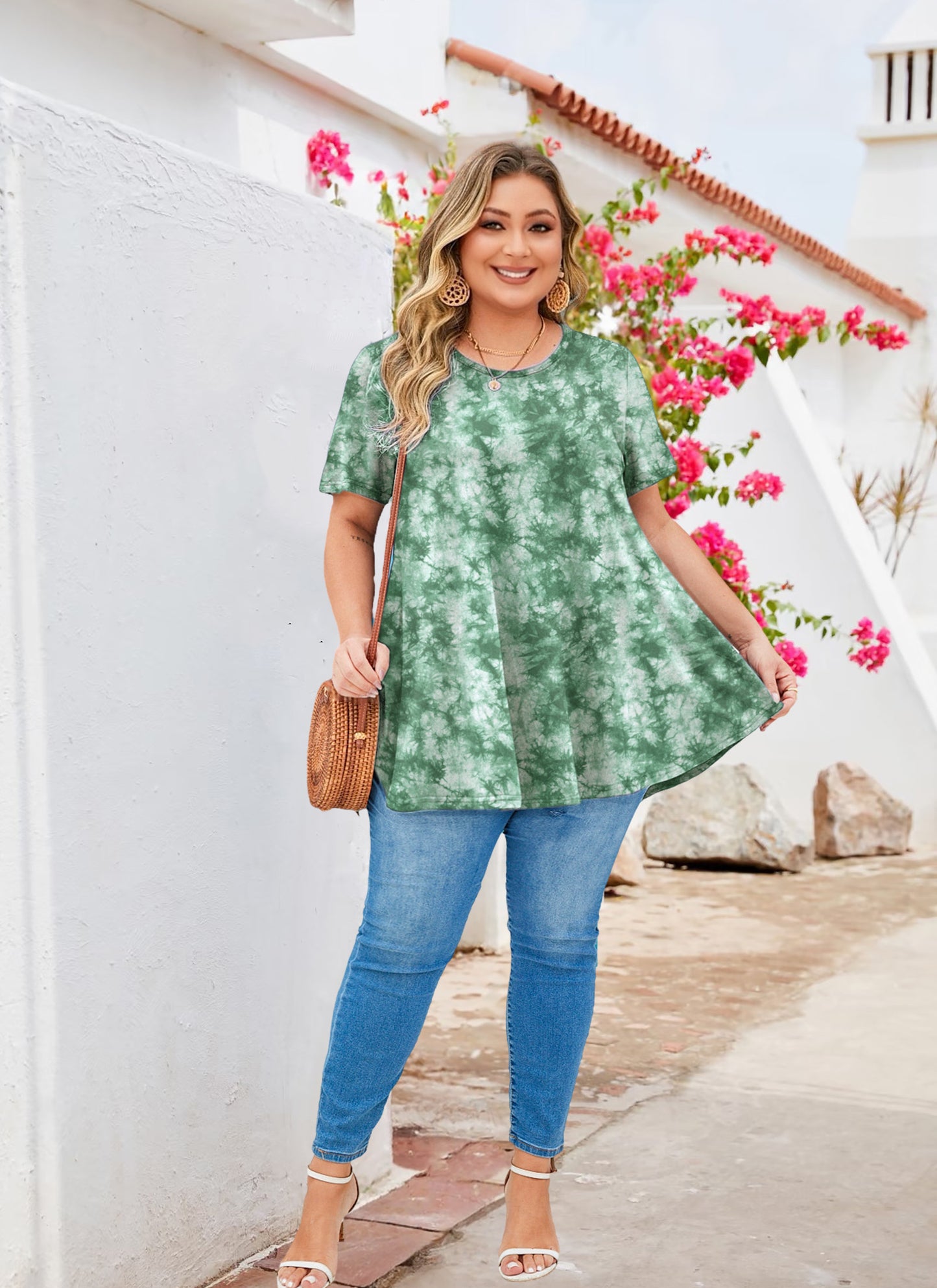 Womens Plus Size Tops Short Sleeve Swing Flare Flowy Tunic Loose Fit Summer Casual Blouses to Wear with Leggings Green Tunic Tie Dye