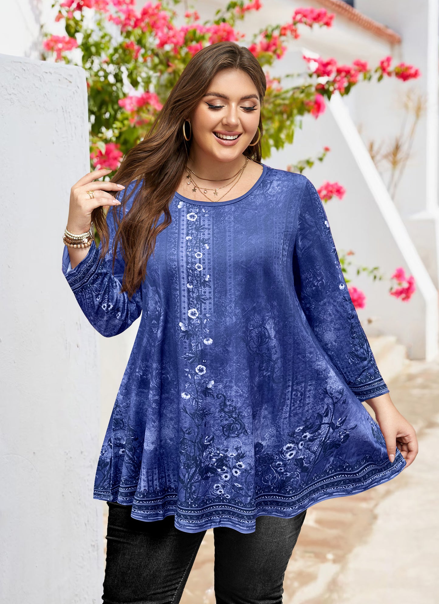 Womens Tunic Tops 3/4 Sleeve Plus Size Crew Neck Swing Flare Loose Fit T-Shirt Blouses to Wear with Leggings Navy Blue Tunics Floral