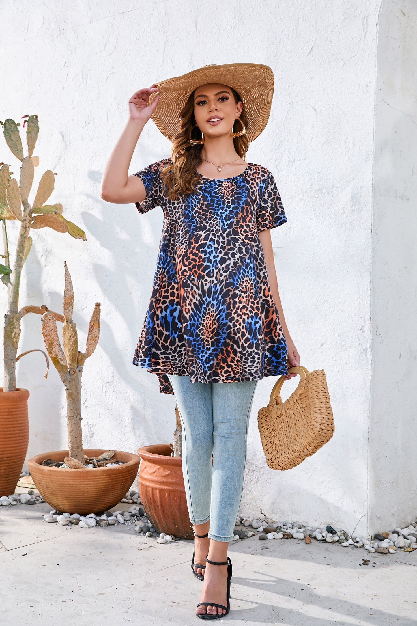 Tunic Tops for Women Plus Size Short Sleeve Crew Neck Swing Flare Loose T-Shirt Blouses to Wear with Leggings B9 SATXYB