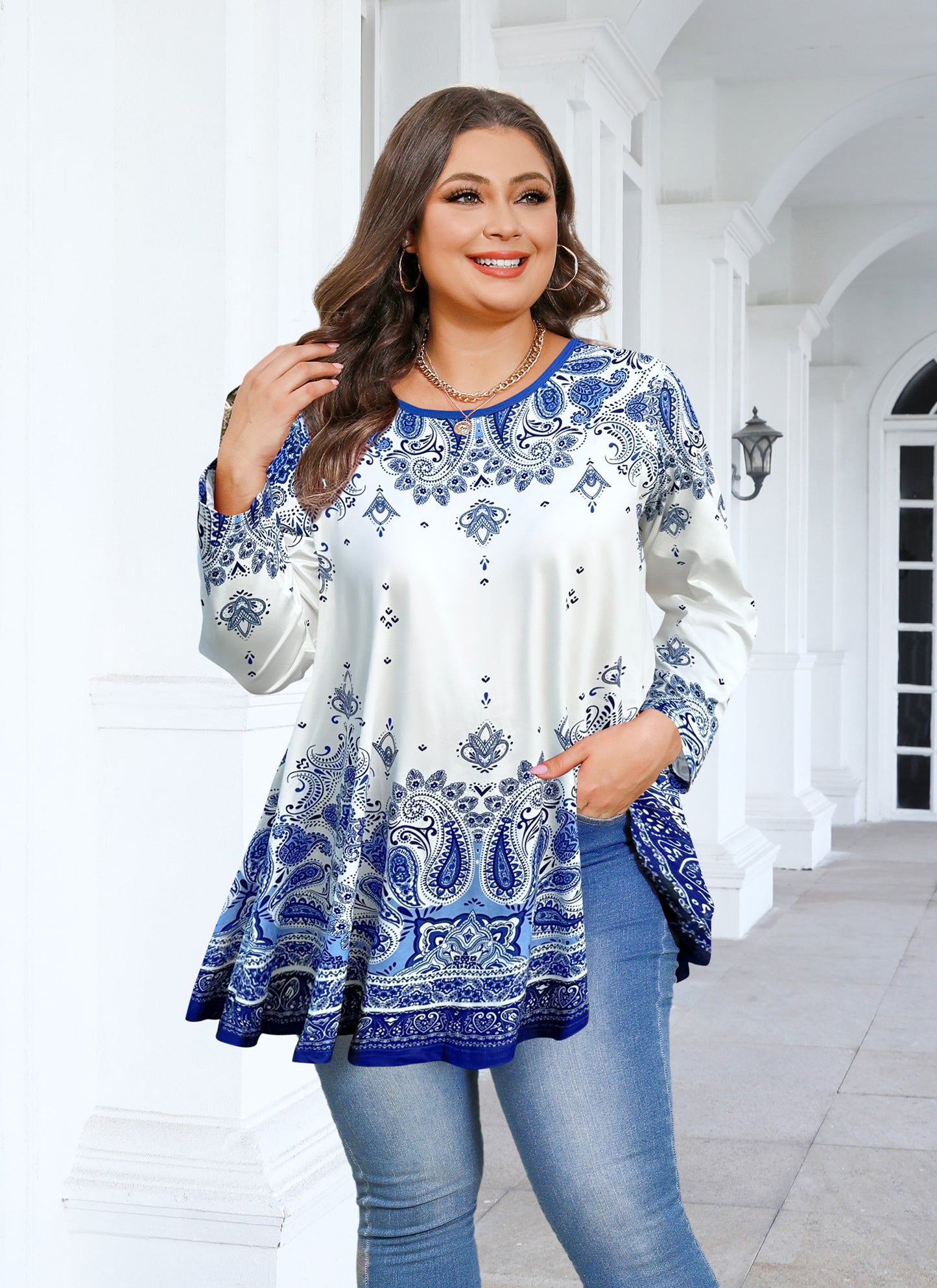 Womens Tunic 3/4 Sleeve Plus Size Tops Crew Neck Swing Flowy Loose Fit T-Shirt Blouses to Wear with Leggings Blue White Floral Tunics Tops