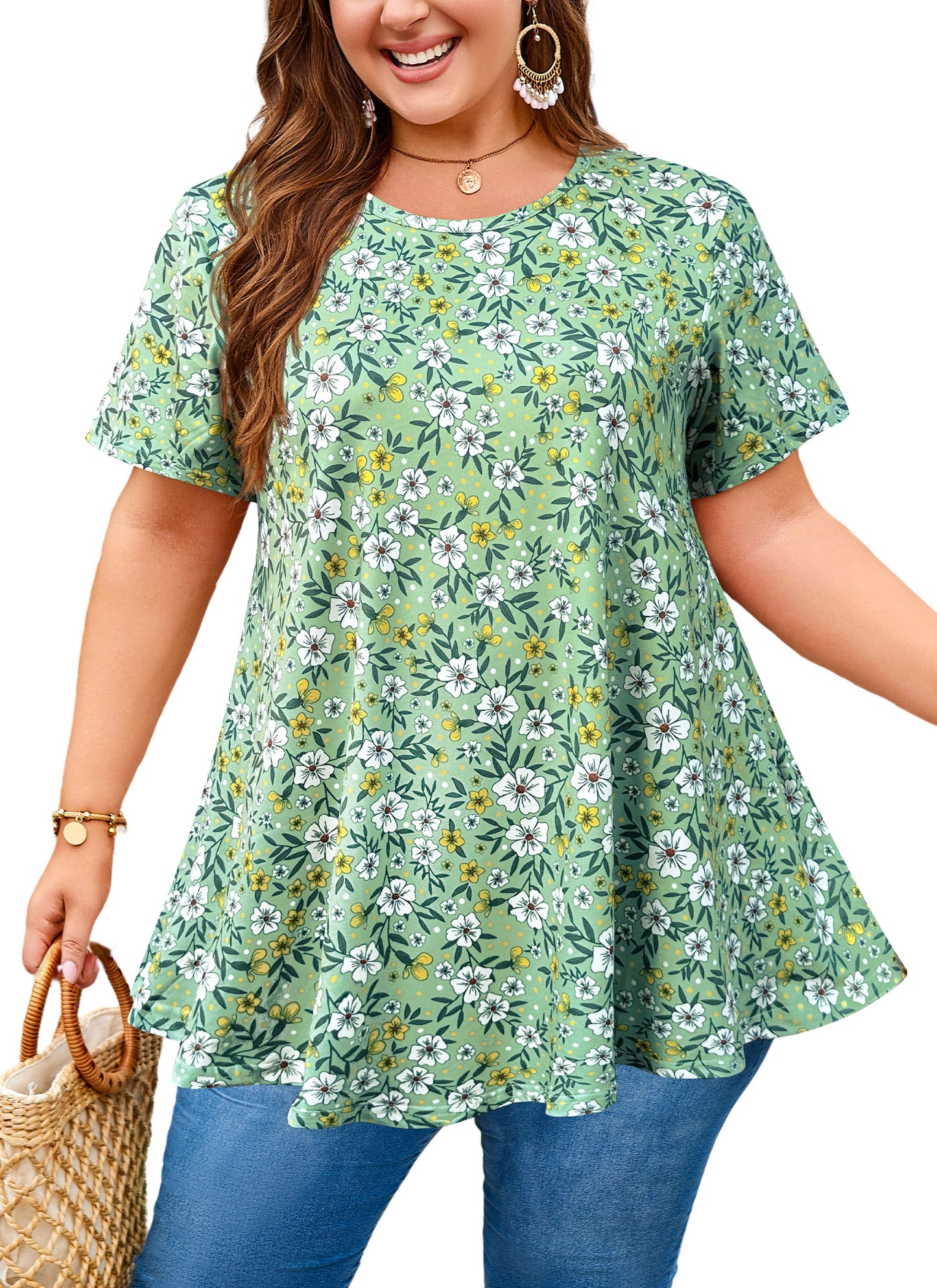 Womens Plus Size Tops Short Sleeve Swing Flare Flowy Tunic Loose Fit Summer Casual Blouses to Wear with Leggings Sage Green Floral Tops