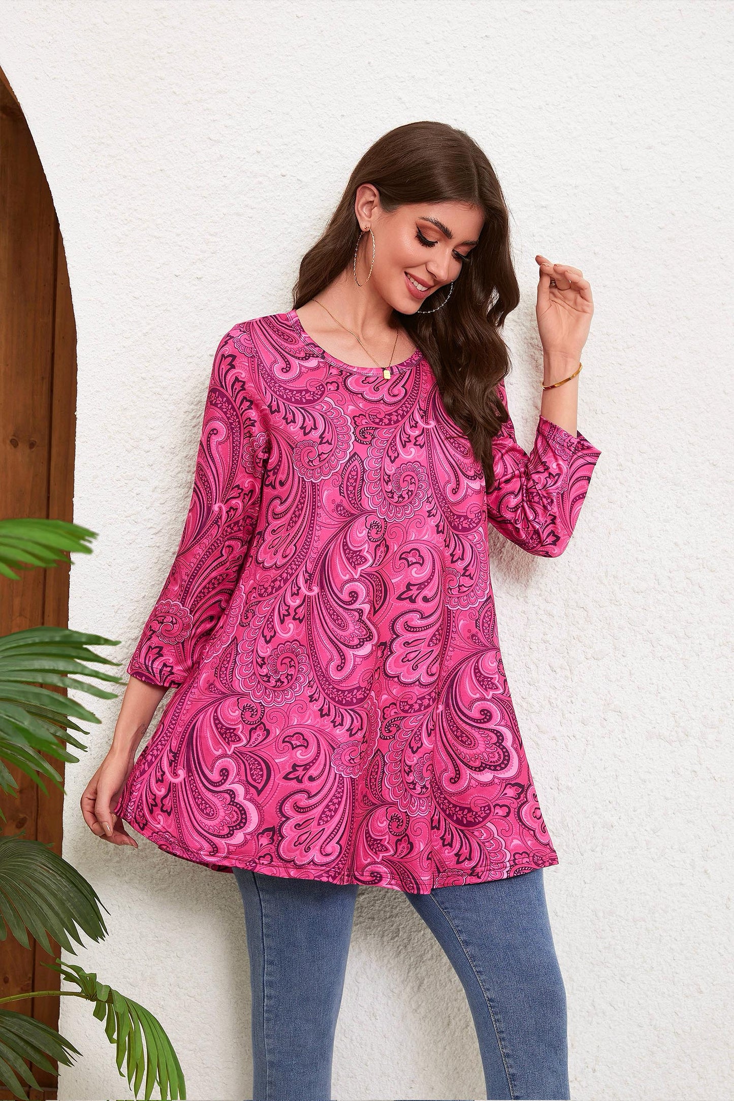 Womens Tunic Tops 3/4 Sleeve Plus Size Crew Neck Swing Flare Loose Fit T-Shirt Blouses to Wear with Leggings Plus Size Tunic Hot Pink Paisley