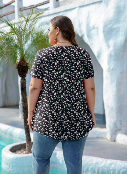 Womens Plus Size Tops Short Sleeve Swing Flare Flowy Tunic Loose Fit Summer Casual Blouses to Wear with Leggings Black White Floral Tops